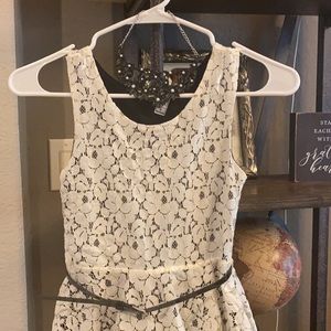 Lace black and cream dress